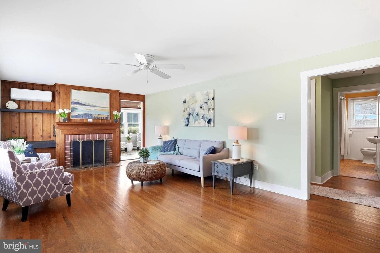 105 Seymour Avenue photo 10