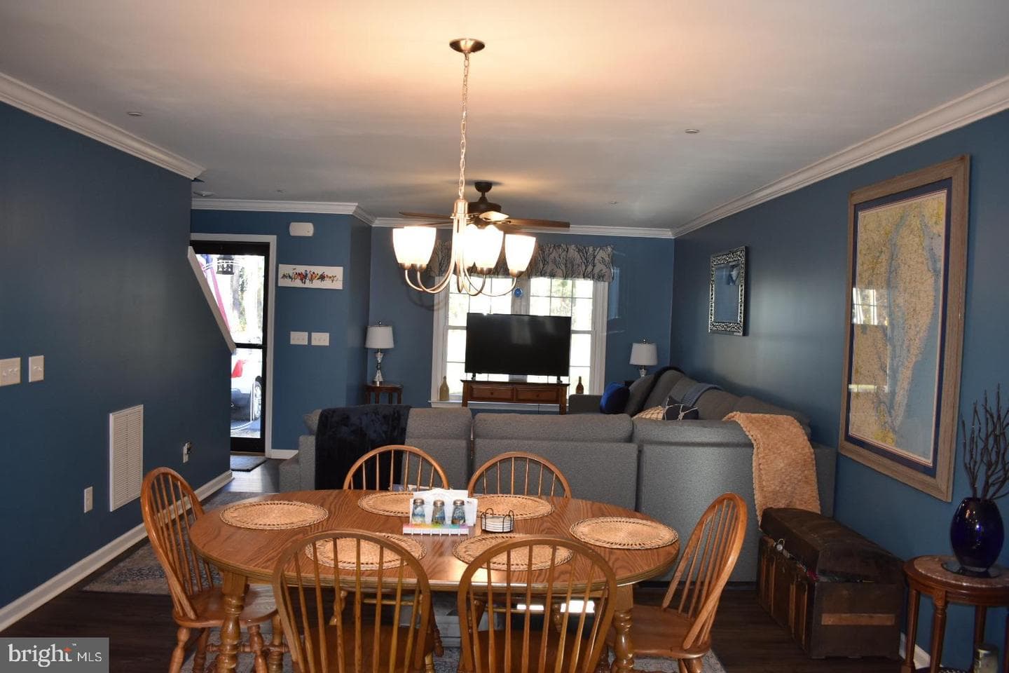 5744 Johns Way photo 10