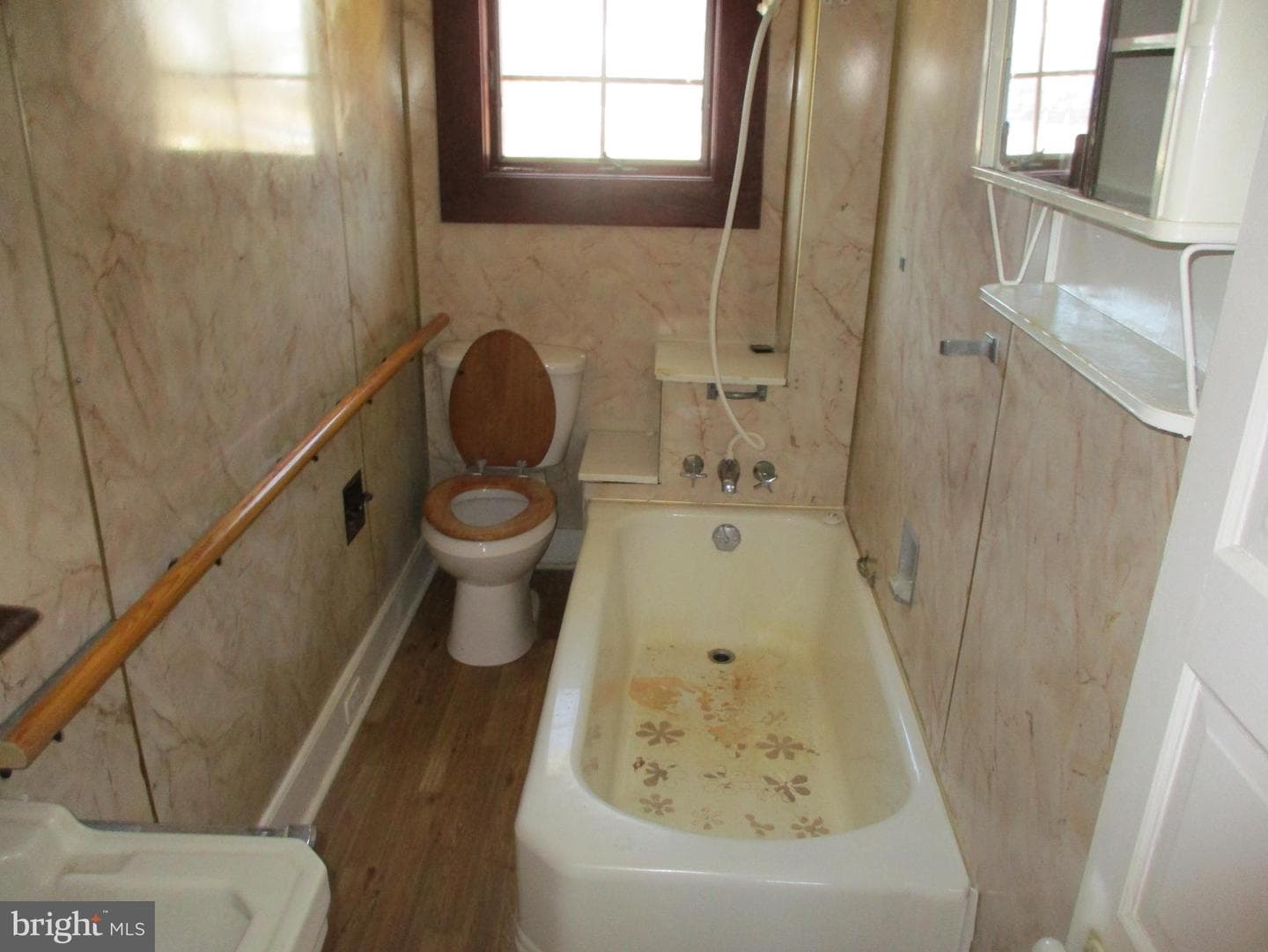 6369 Neavitt Manor Road photo 7