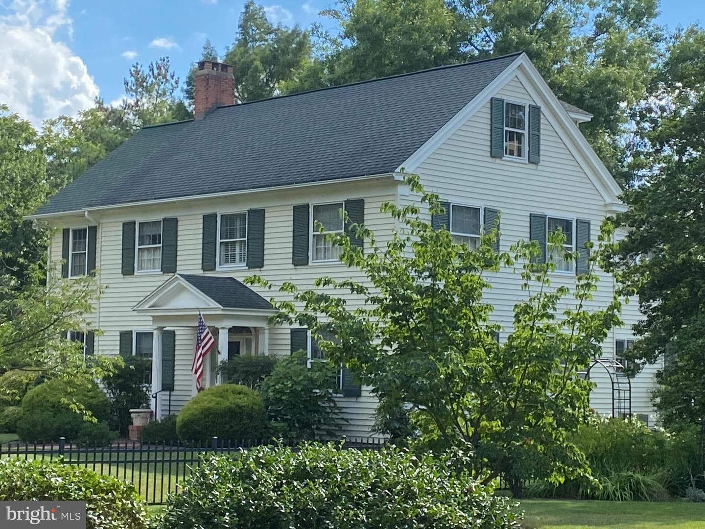 221 S Harrison Street photo 4