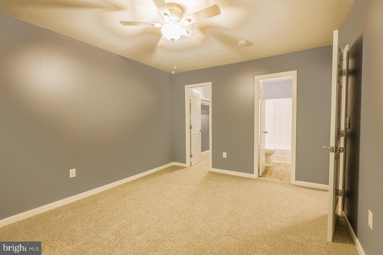 29595 Dutchmans Lane #42/701 photo 13