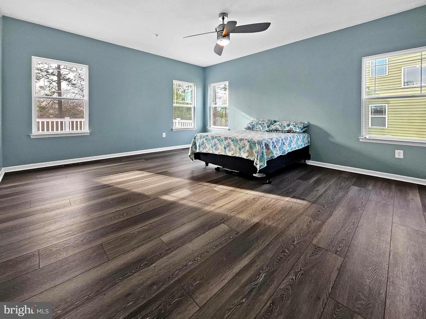 5582 Trafalgar Circle photo 5