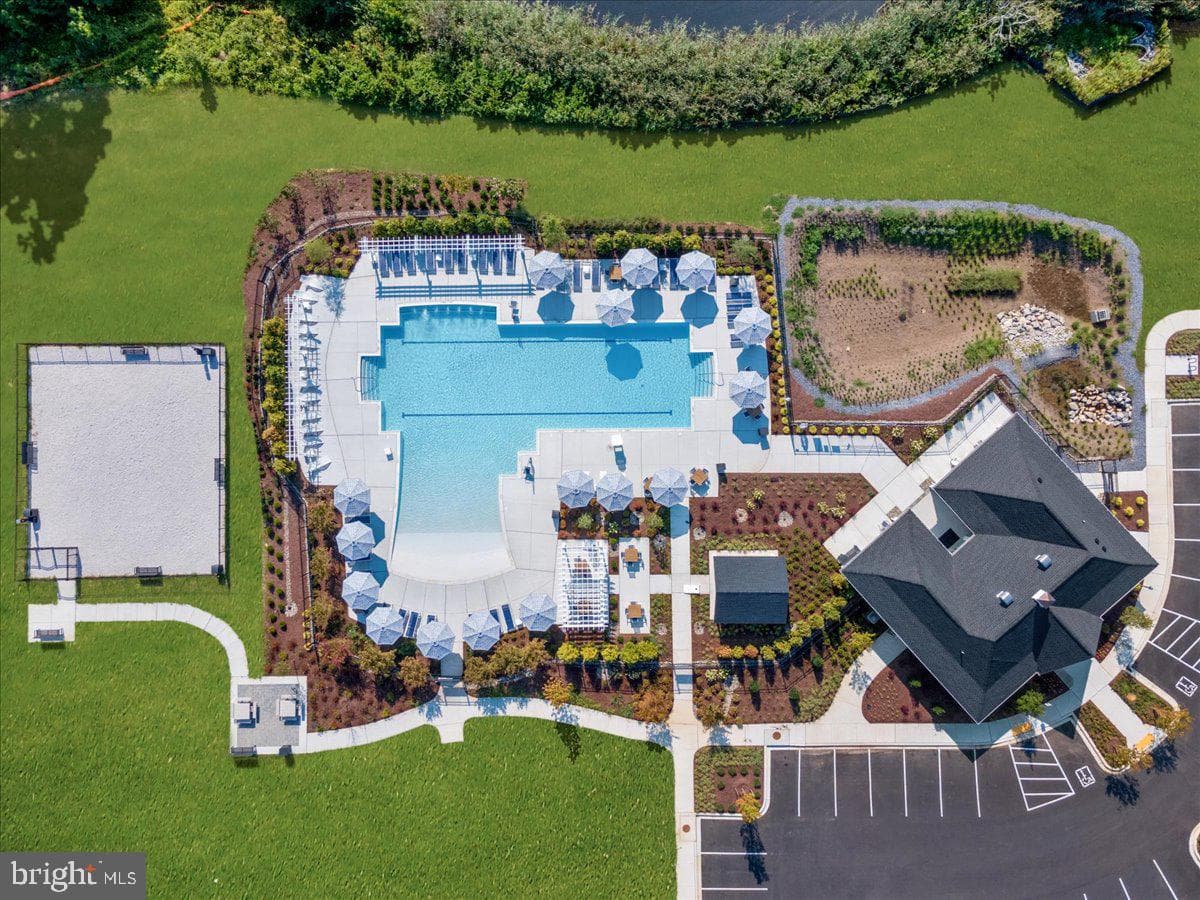 1003 Champlain Court photo 44