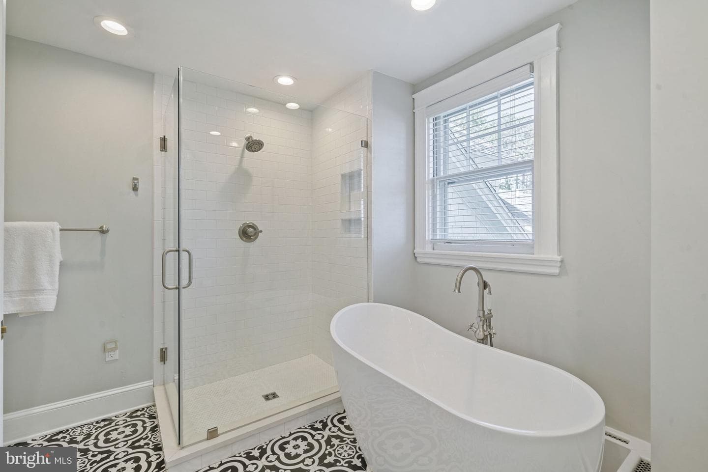 8075 Leehaven Road photo 32