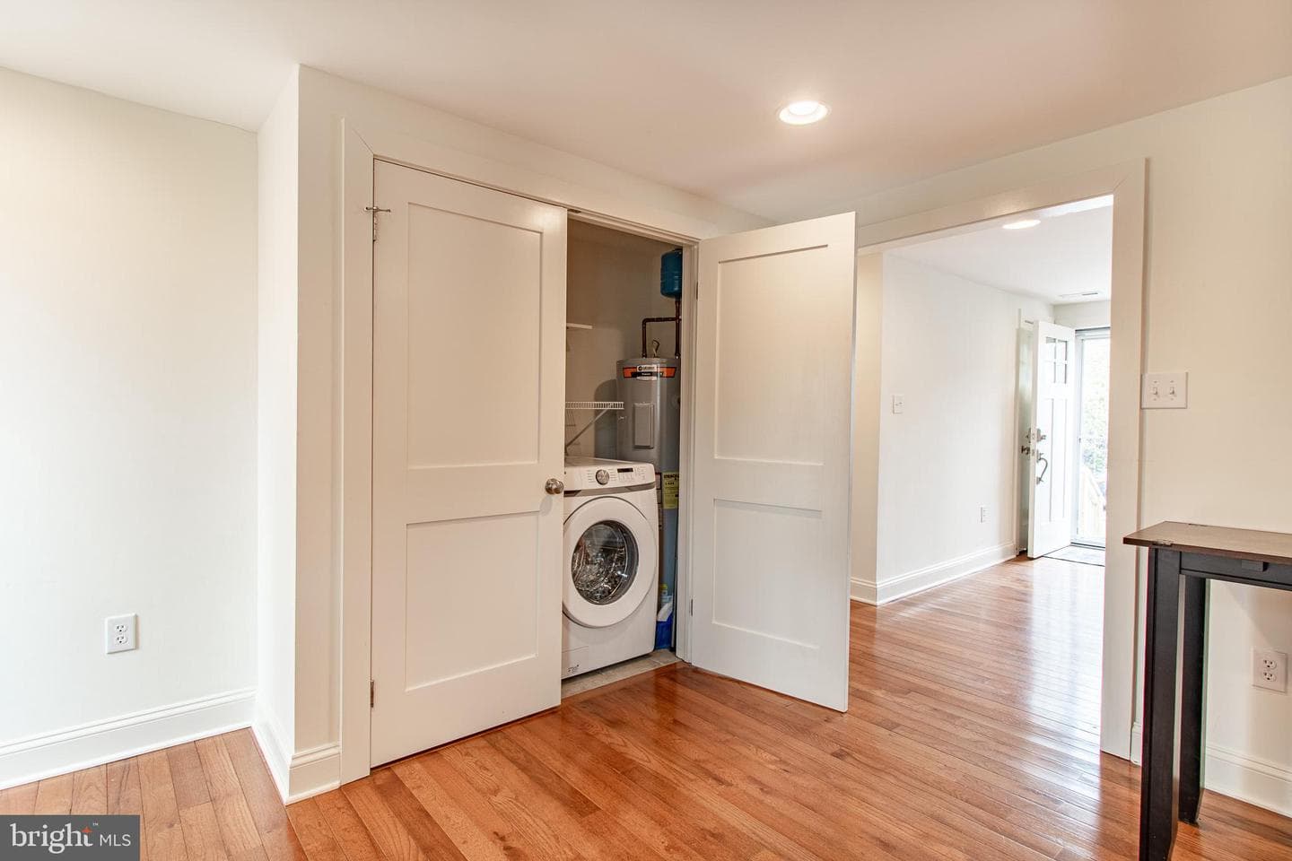 101 Brooks Lane photo 13