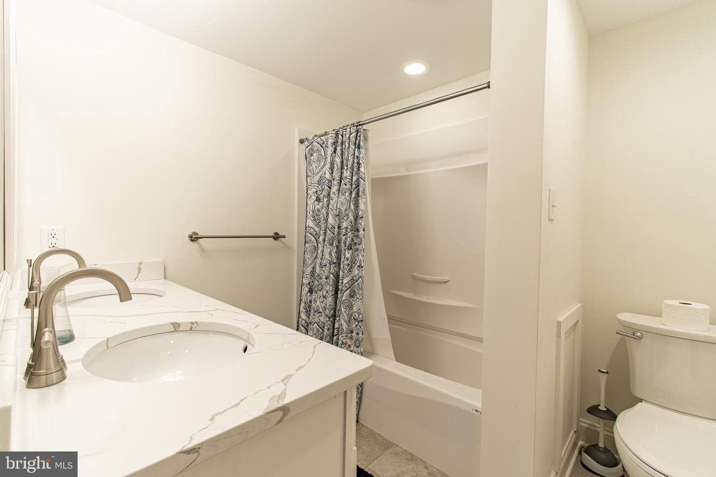 101 Brooks Lane photo 15