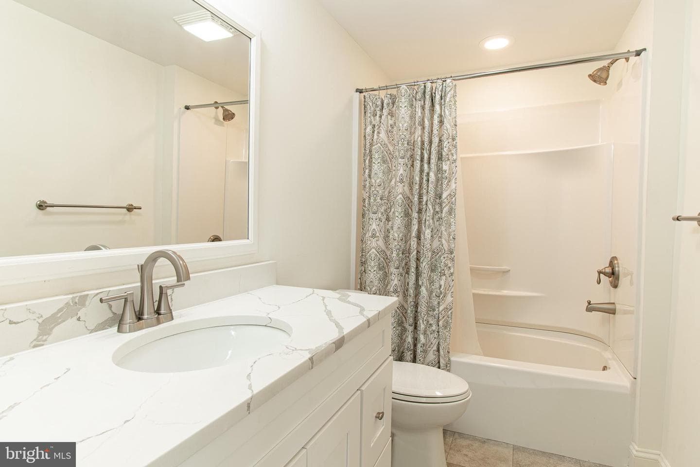 101 Brooks Lane photo 22