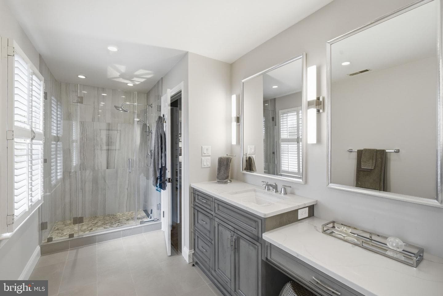 222 Chestnut photo 27