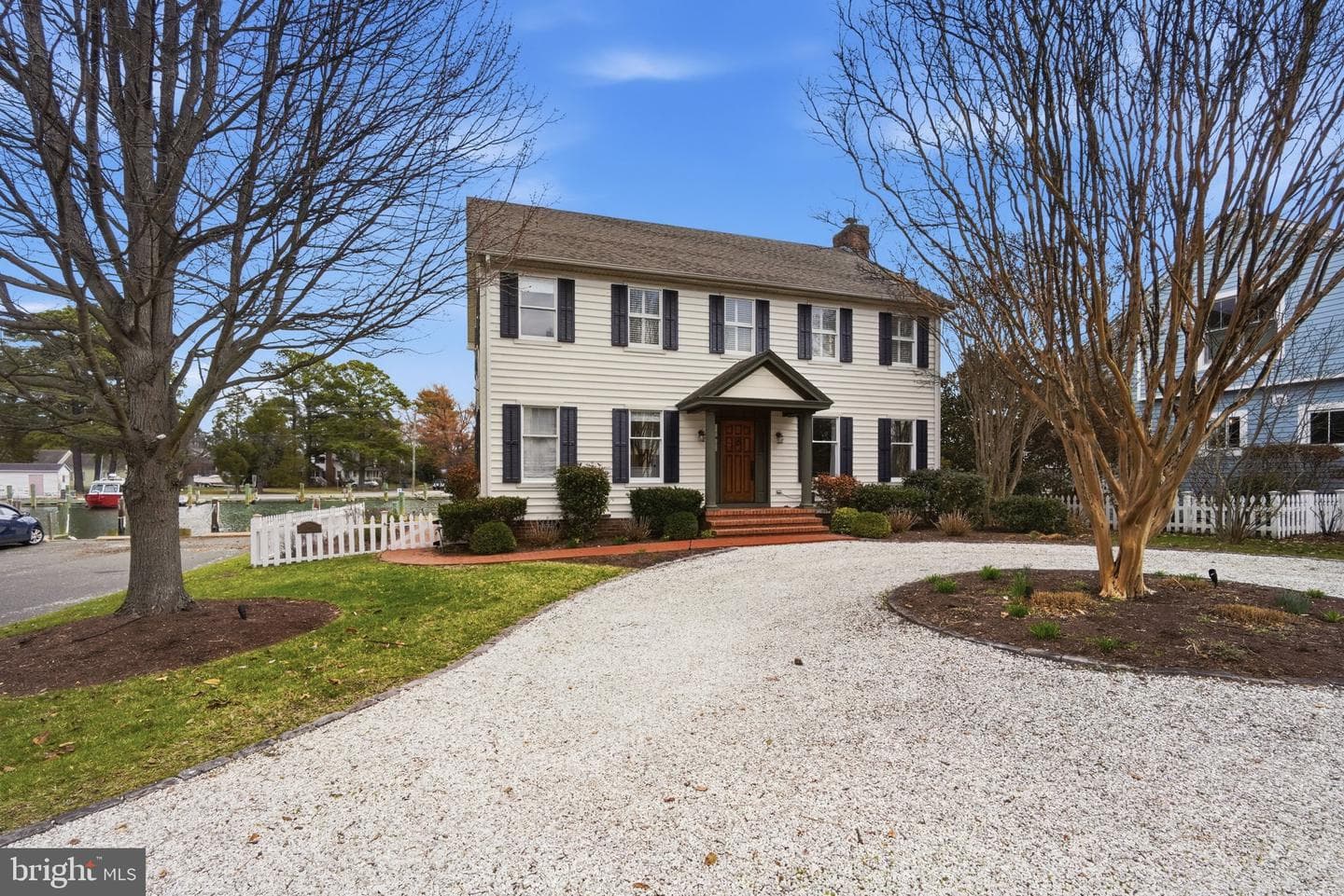 222 Chestnut photo 55