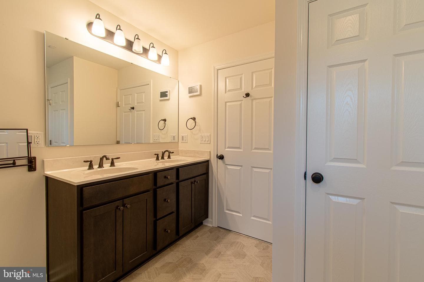 21869 Albie Road photo 20