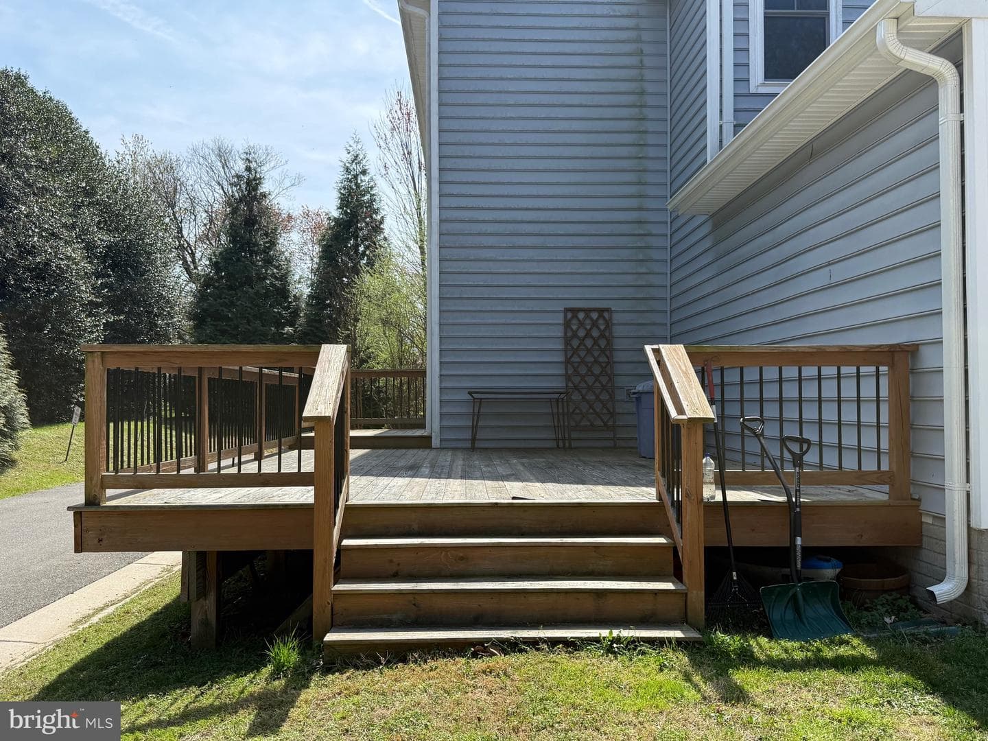 331 Hollis Circle photo 22