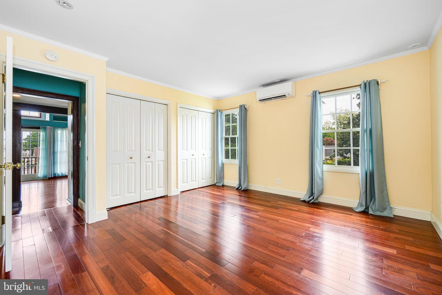 110 N Morris Street photo 54