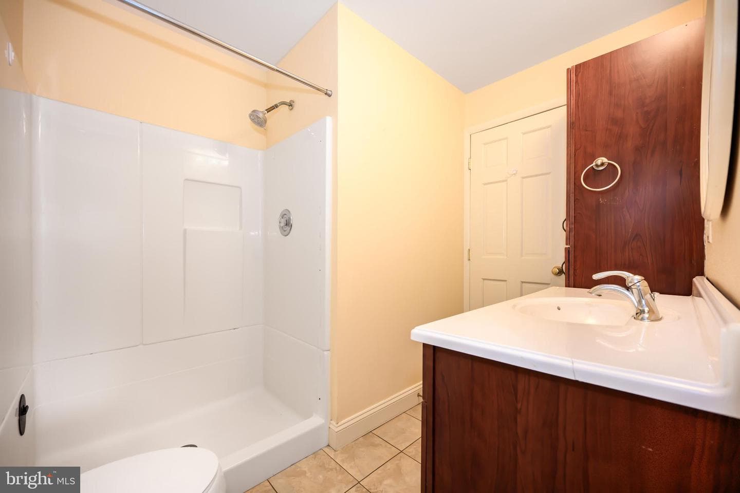 110 N Morris Street photo 56