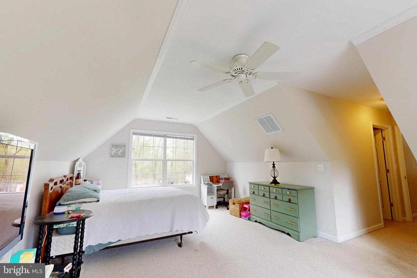 10490 Longwoods Road photo 19