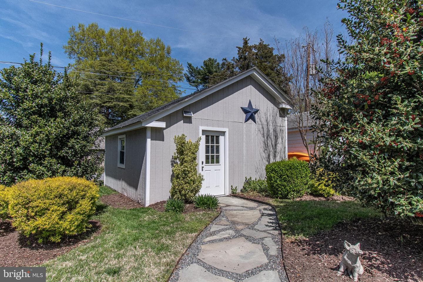 121 W Chestnut photo 48