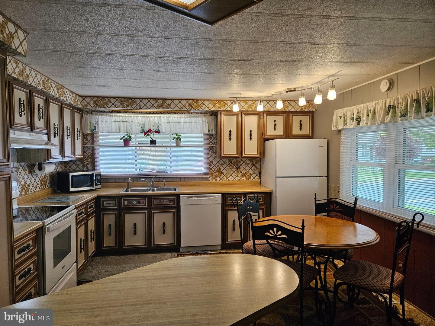 47 Park Lane photo 10
