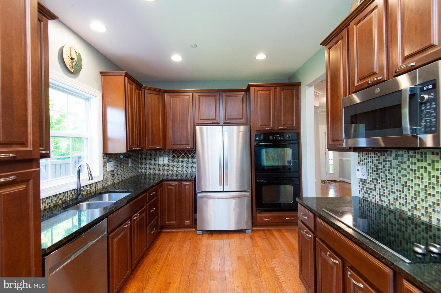 28288 Hemmersley Street photo 14