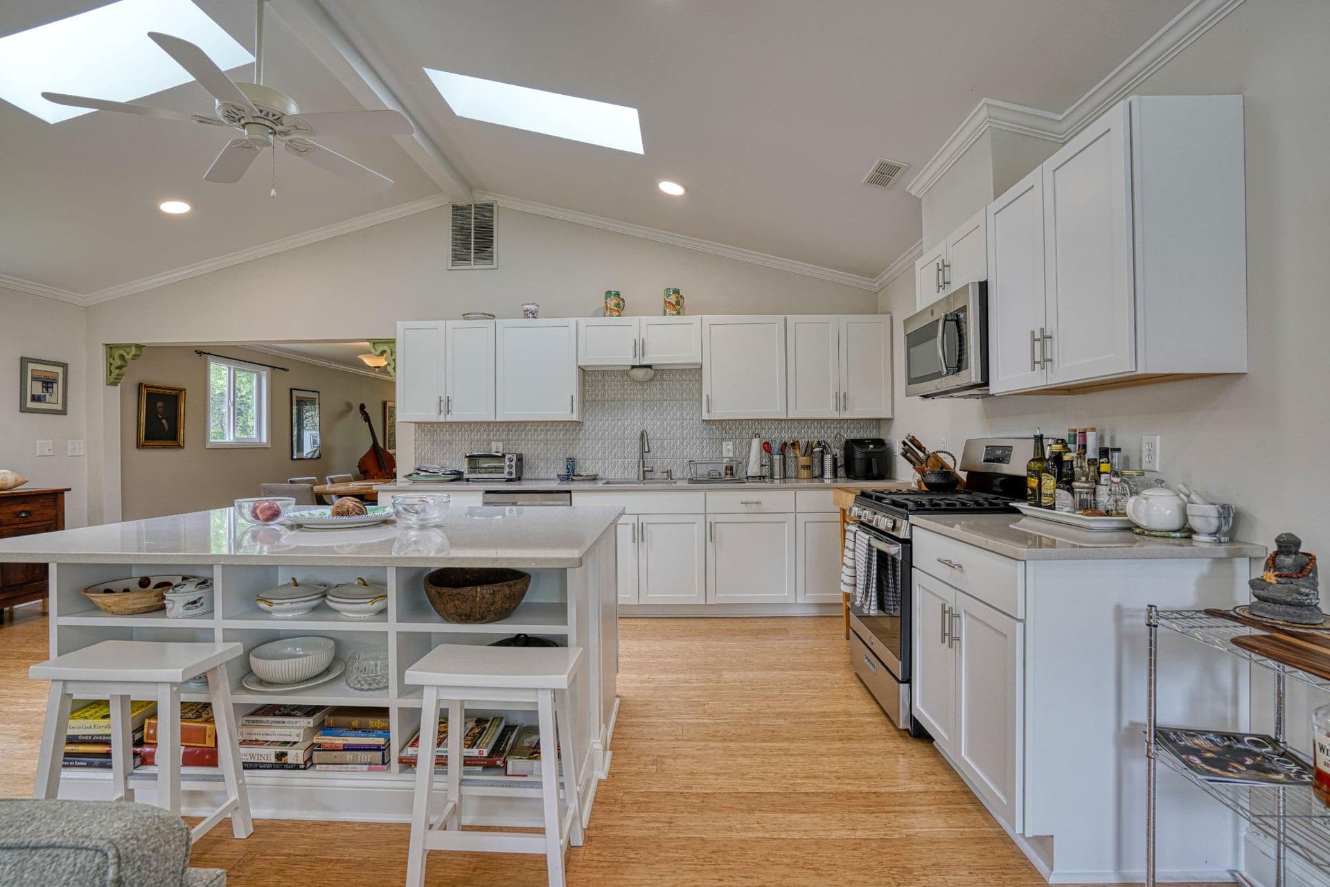 306 W Oak Avenue photo 17