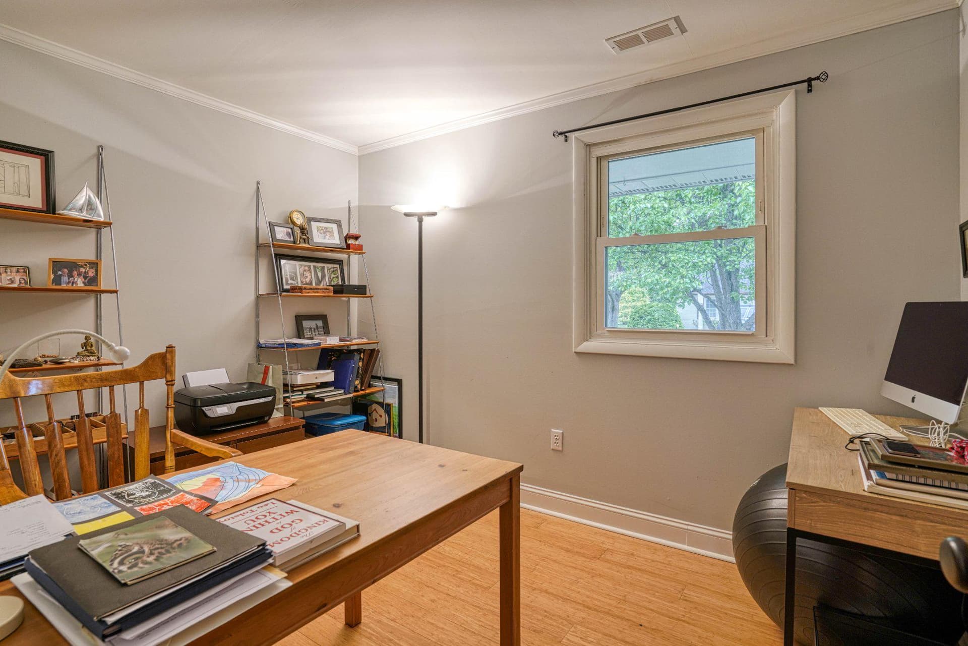 306 W Oak Avenue photo 22