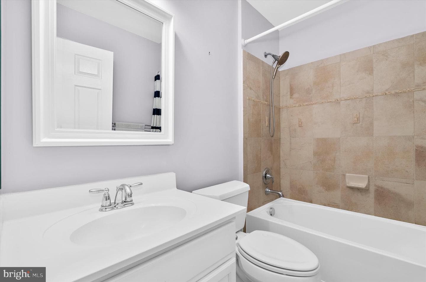 300 Dixon Street #402 photo 38