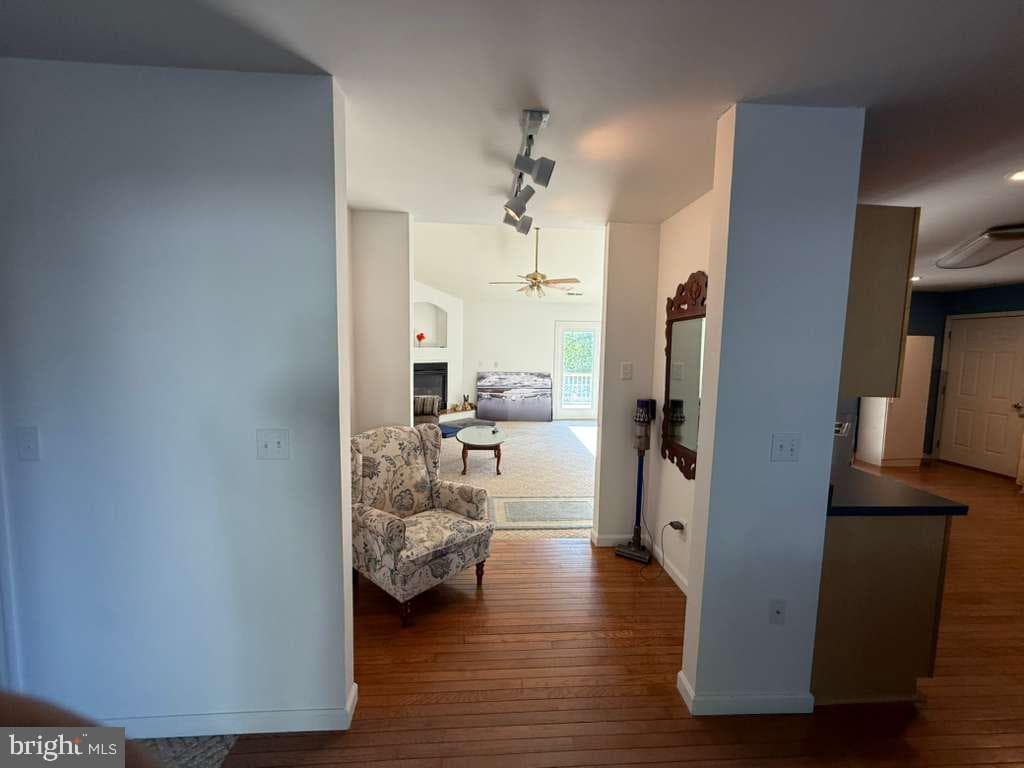 8160 Ethan Avenue photo 18