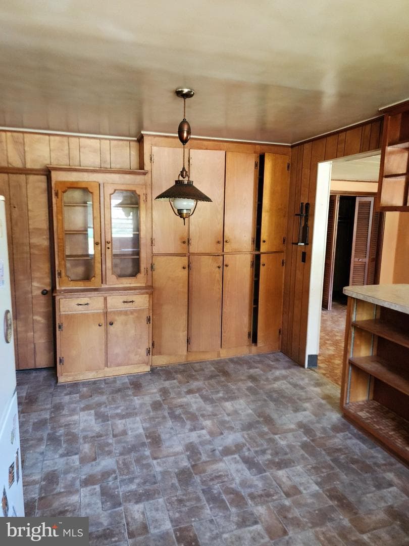 13 Sycamore Ave photo 4