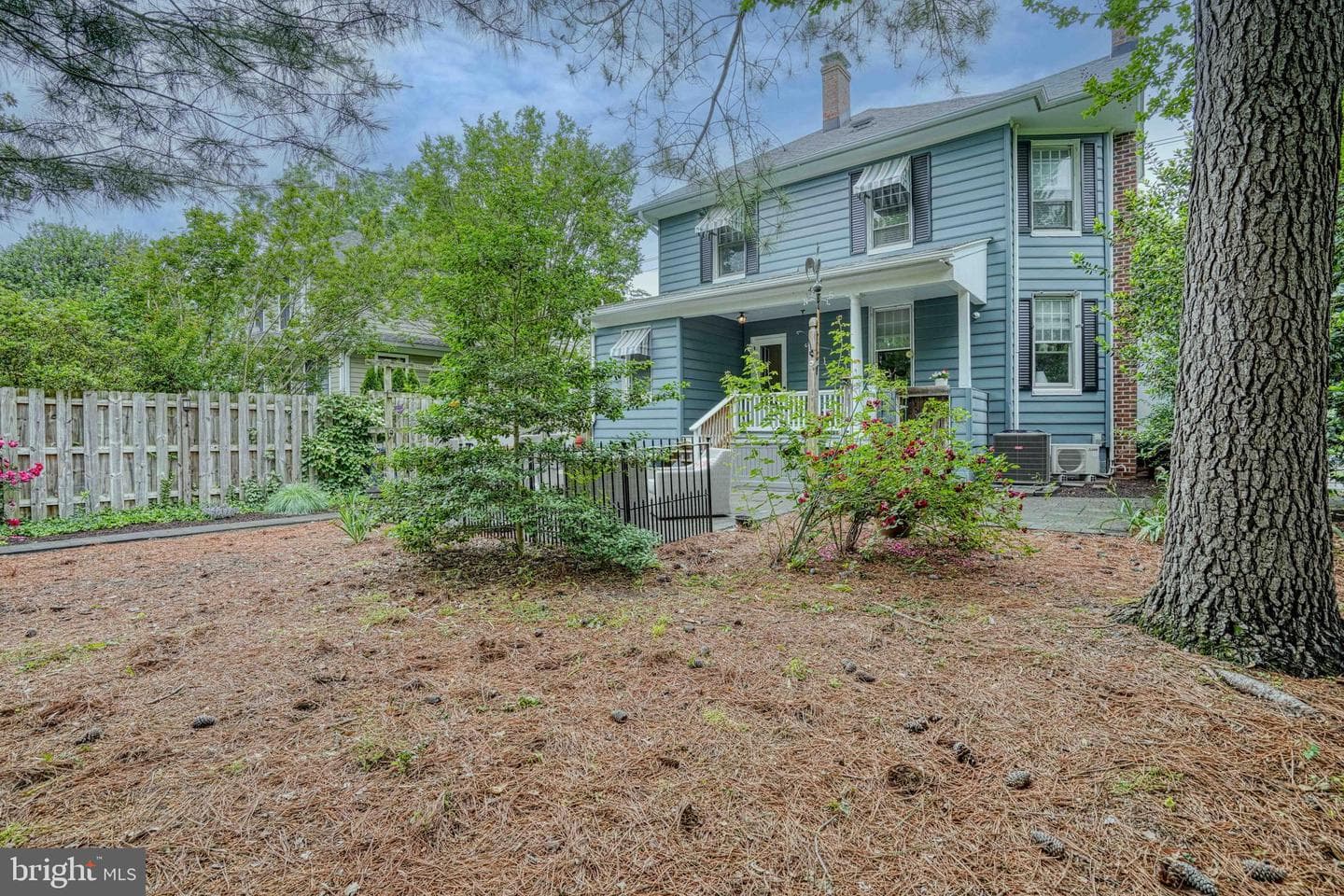 229 S Aurora Street photo 66