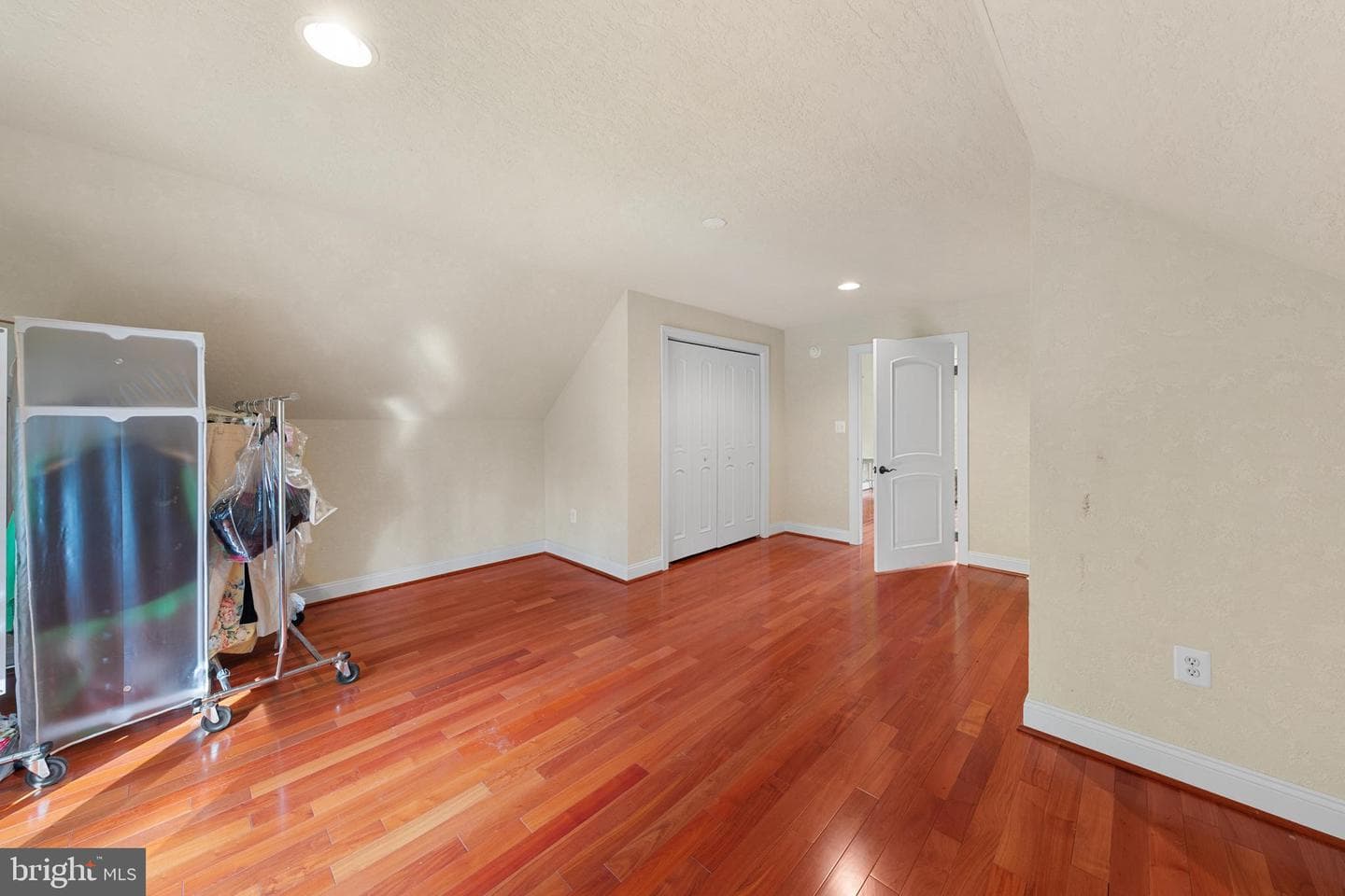 28630 Edgemere Road photo 100