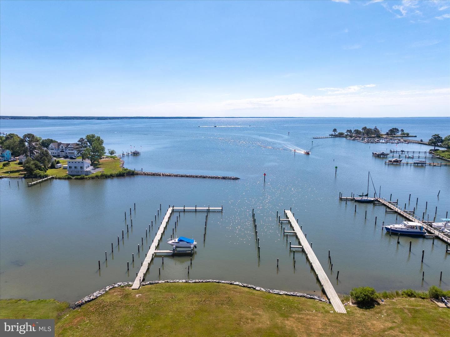 21441 Dogwood Cove Road photo 5