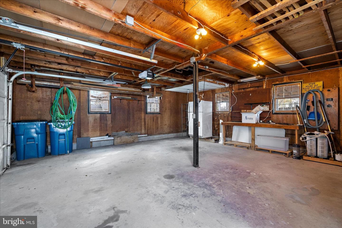 204 E Marengo Street photo 44