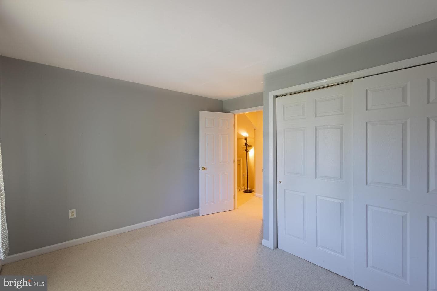 312 Spring Drive photo 28