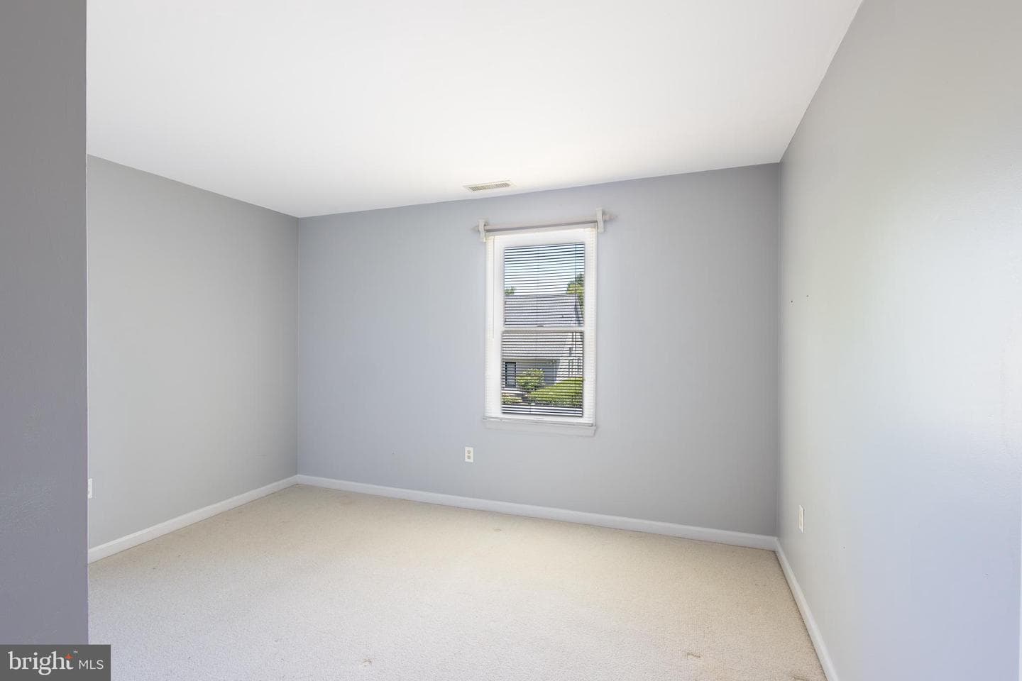 312 Spring Drive photo 30