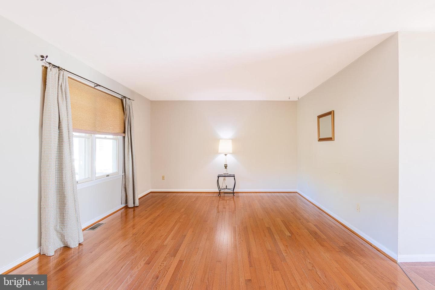 312 Spring Drive photo 7