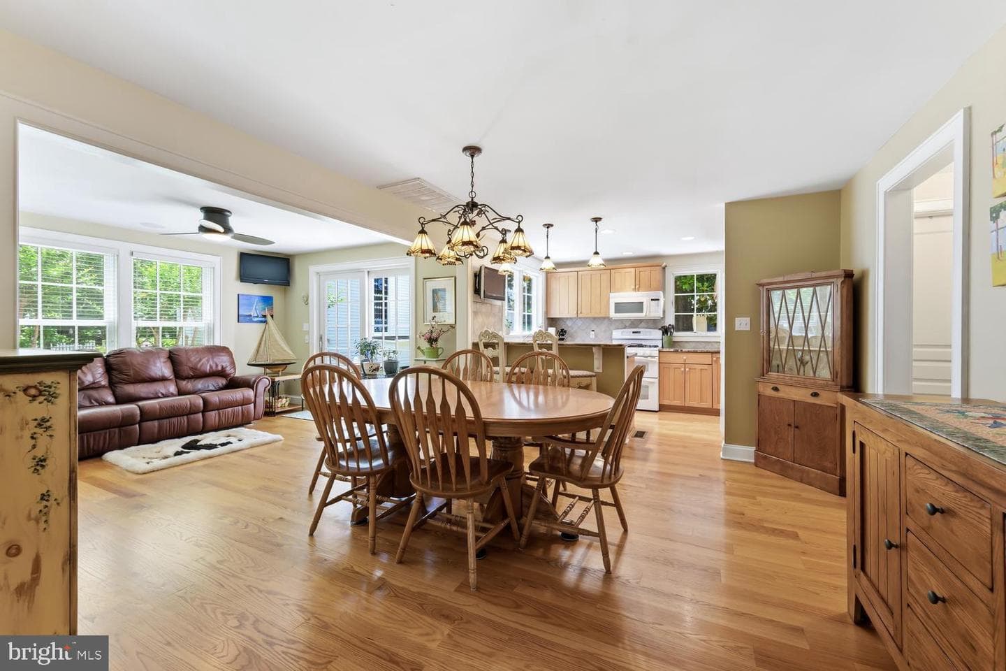 228 South Street photo 6
