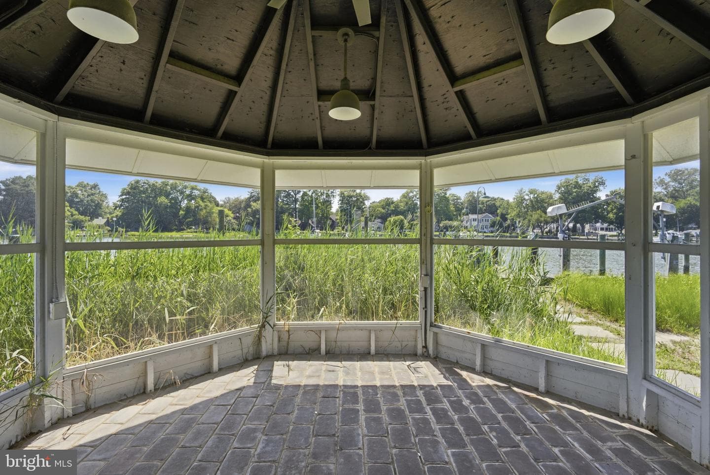 104 Myrtle Street photo 41