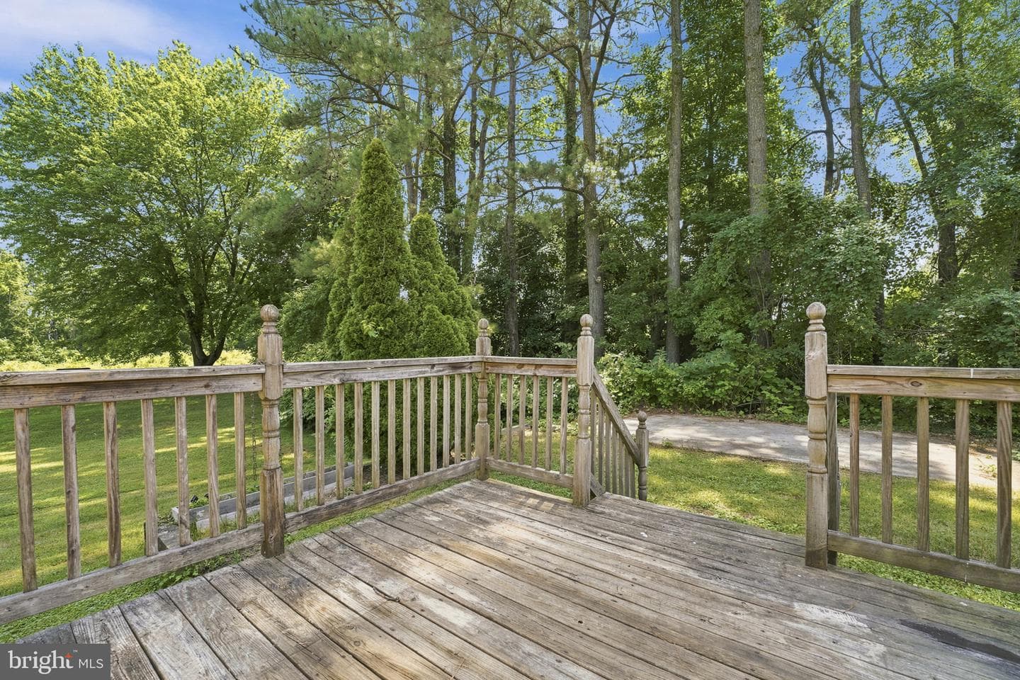 29328 Dutchmans Lane photo 36