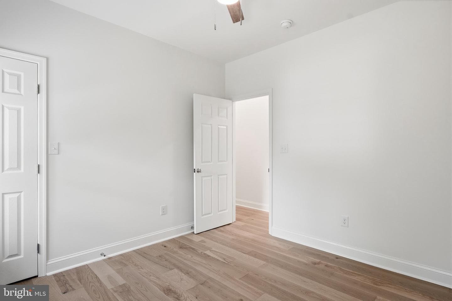 803 New Lane photo 22