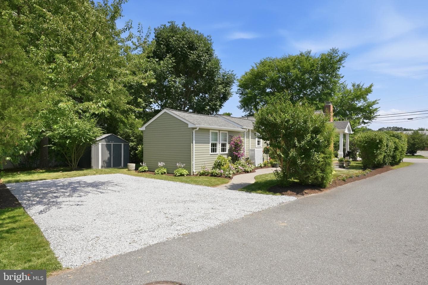 803 New Lane photo 3