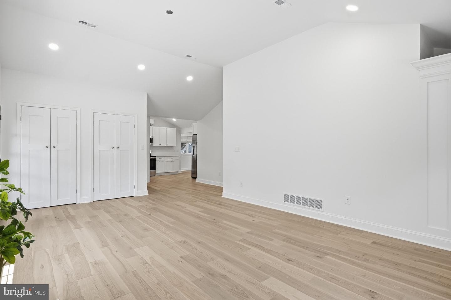 803 New Lane photo 9