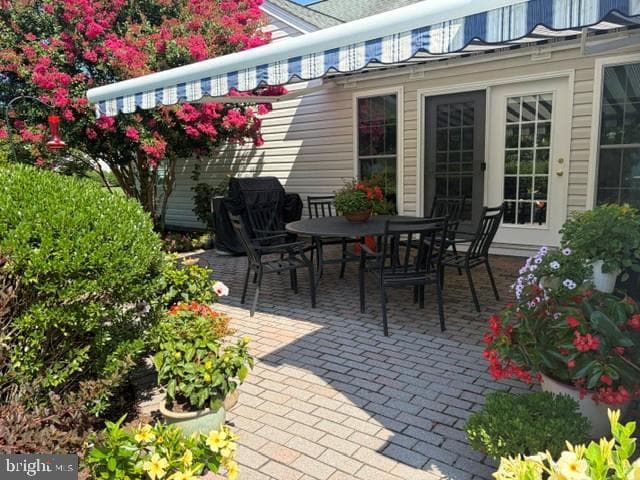 7466 Karen Avenue photo 3