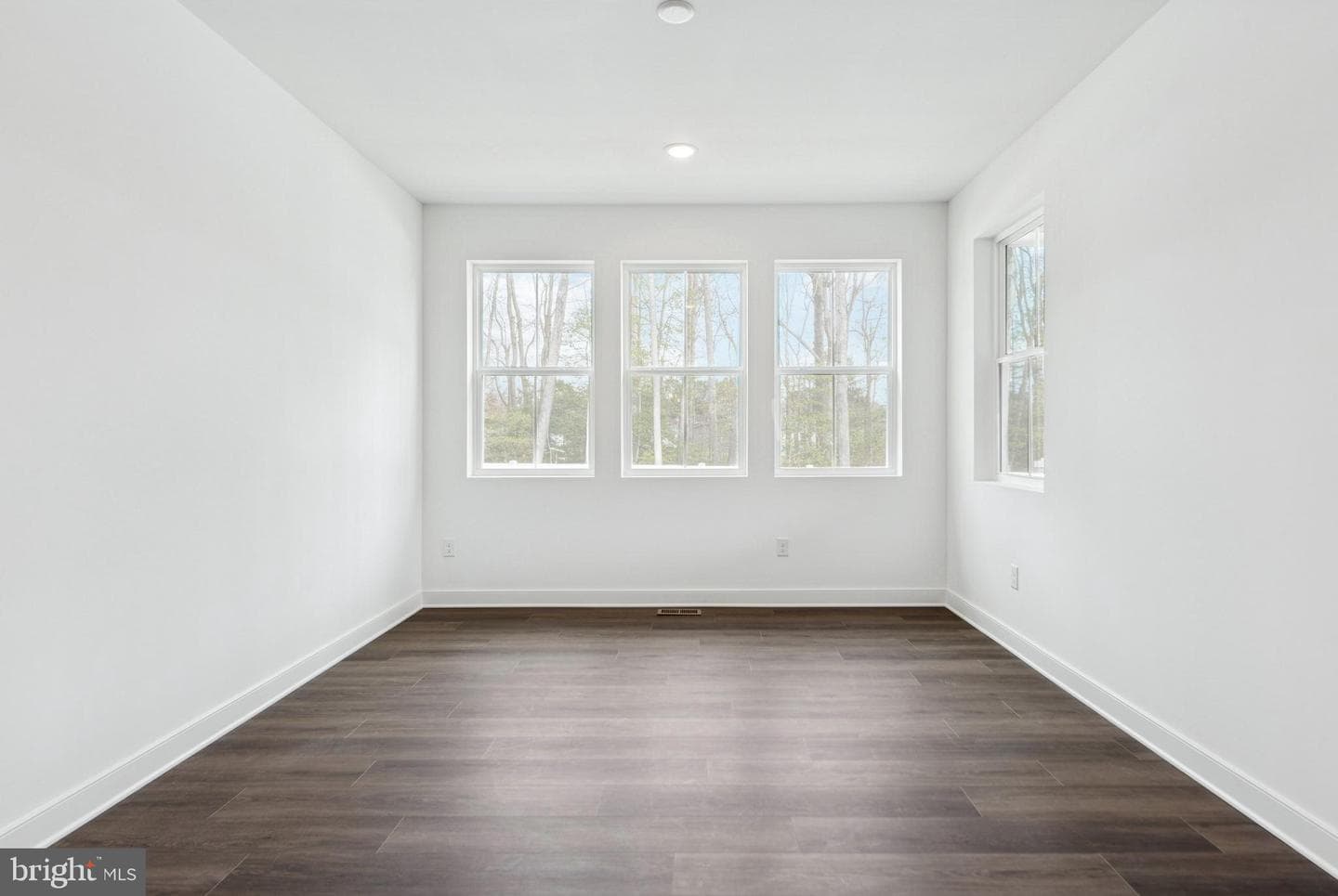 29347 Blackiston Street photo 11