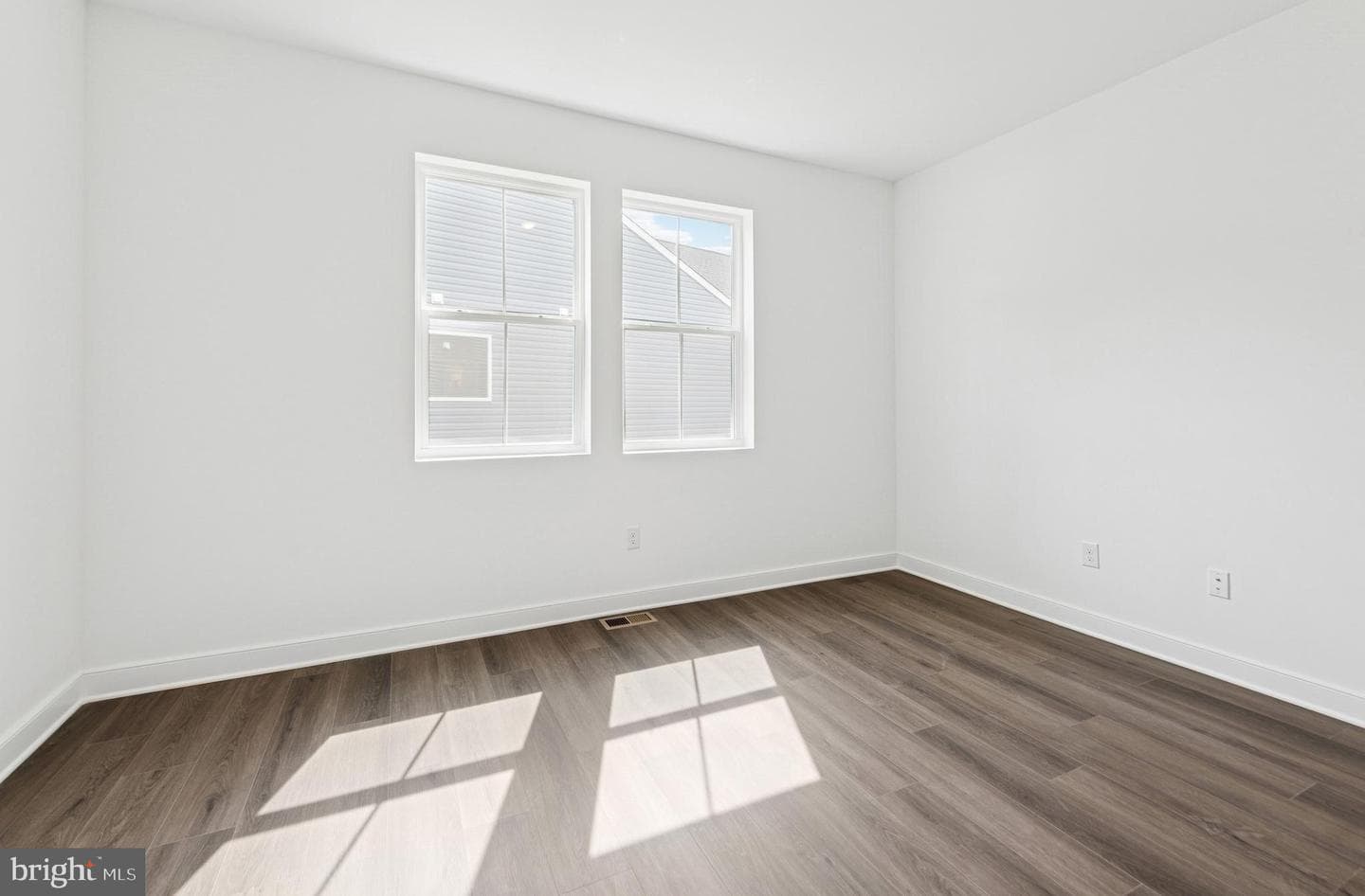 29347 Blackiston Street photo 15