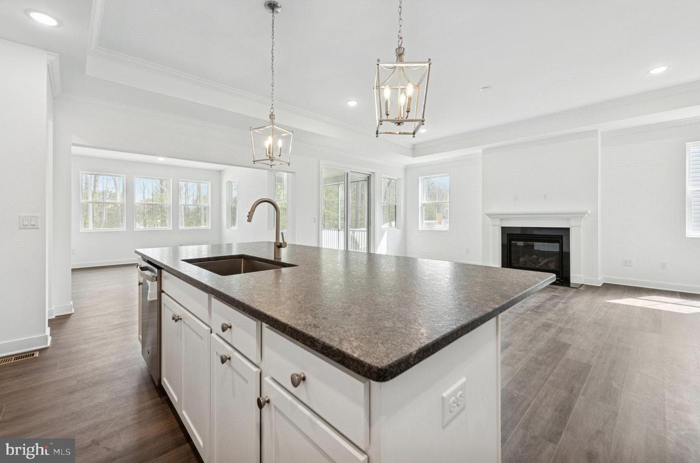 29347 Blackiston Street photo 7