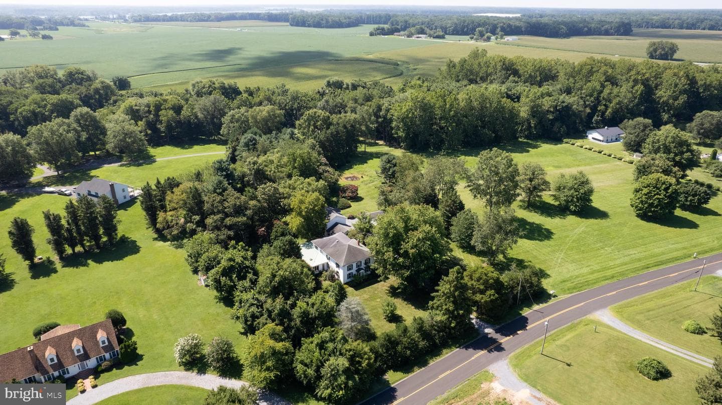30595 Kingston Road photo 1
