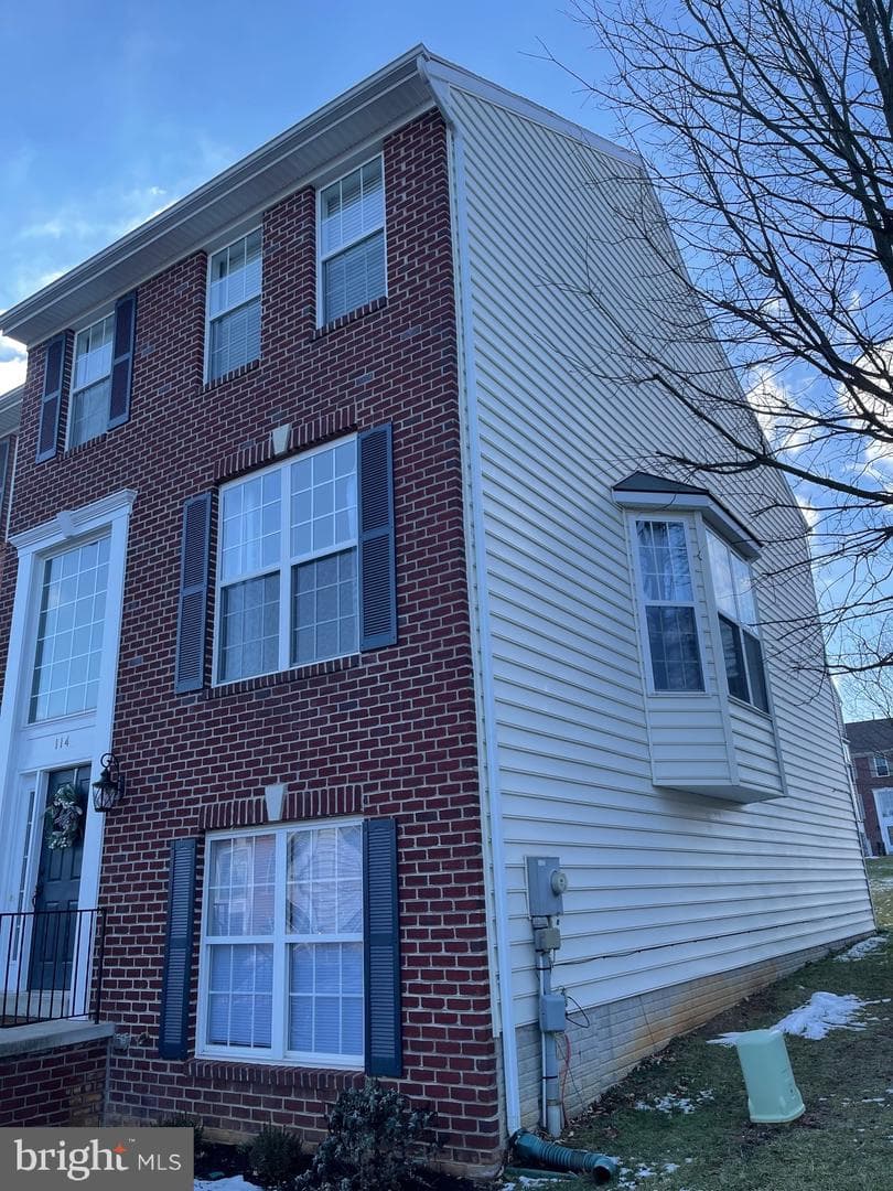 114 Green Fern Circle photo 2