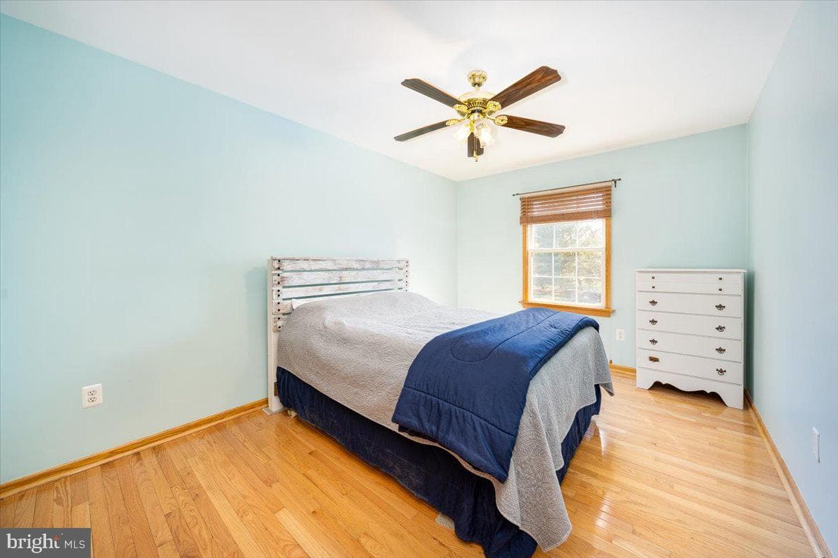1215 Lindsay Lane photo 41