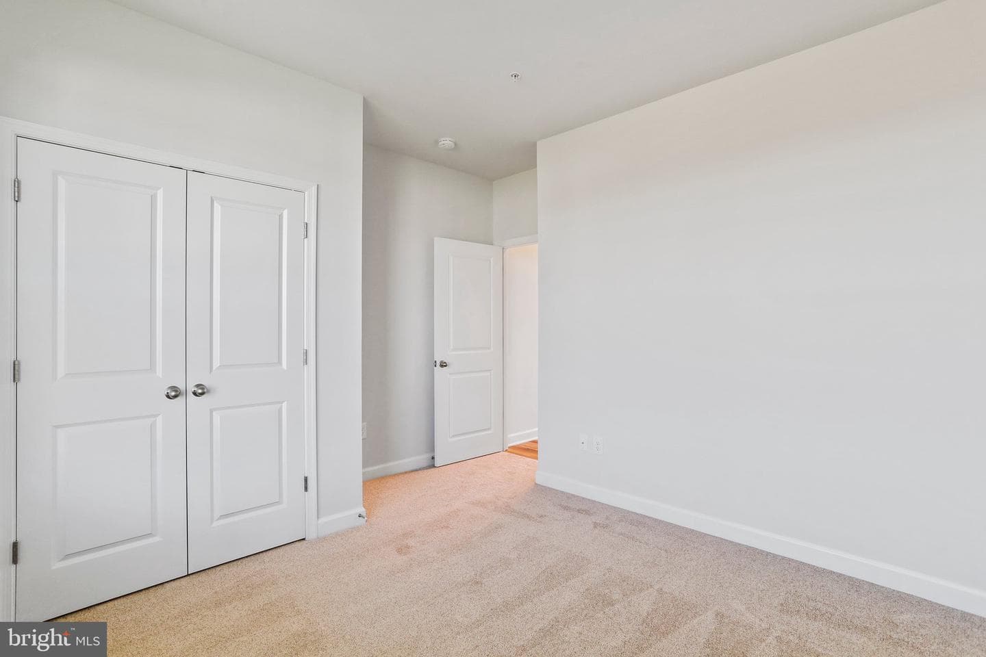 13807 Pulaski Drive photo 19