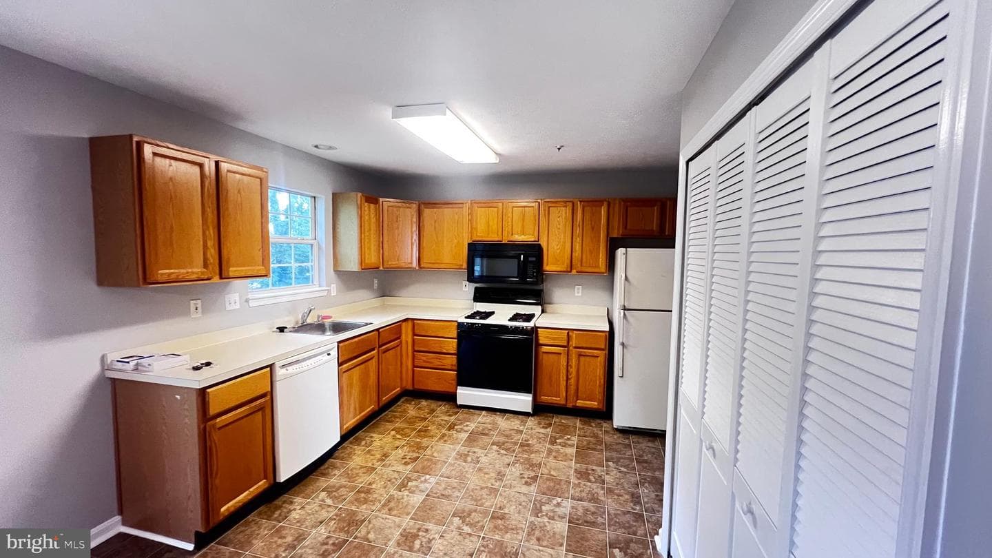 20311 Kellys Lane photo 12