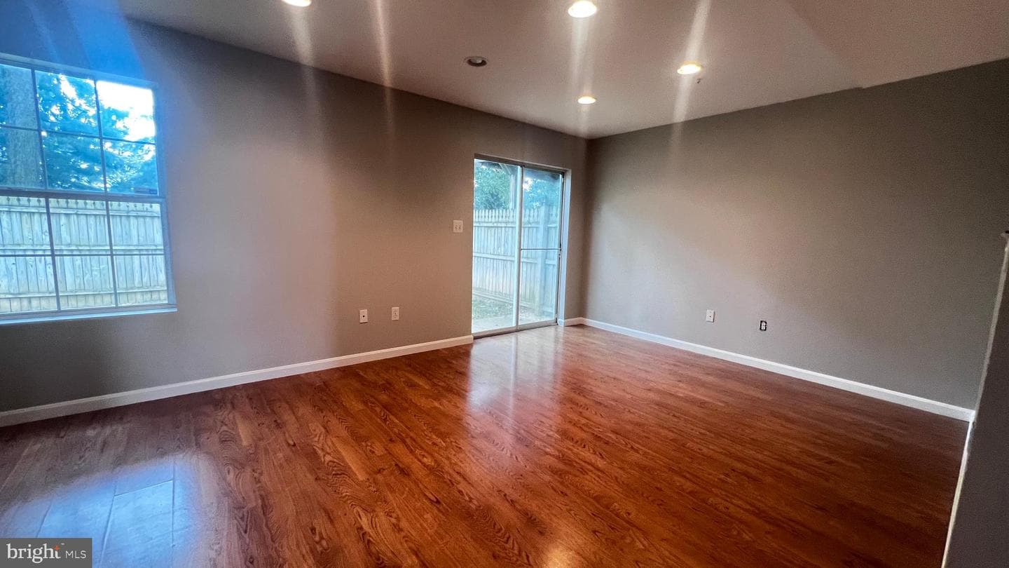 20311 Kellys Lane photo 3
