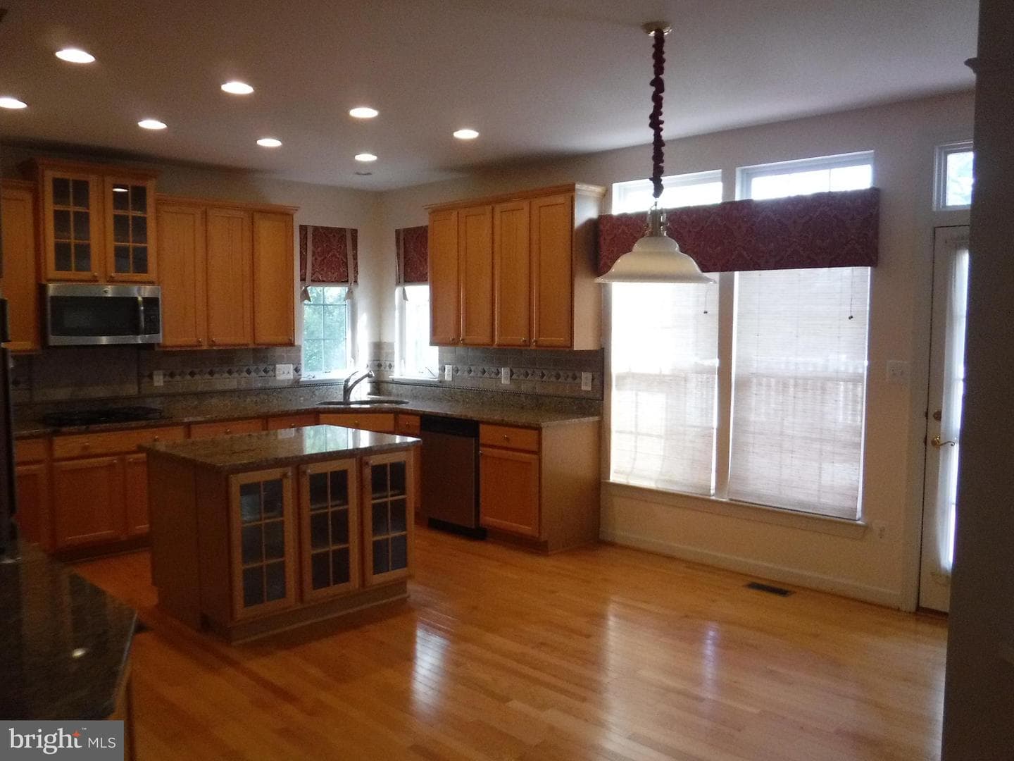 11137 Suffolk Drive photo 13